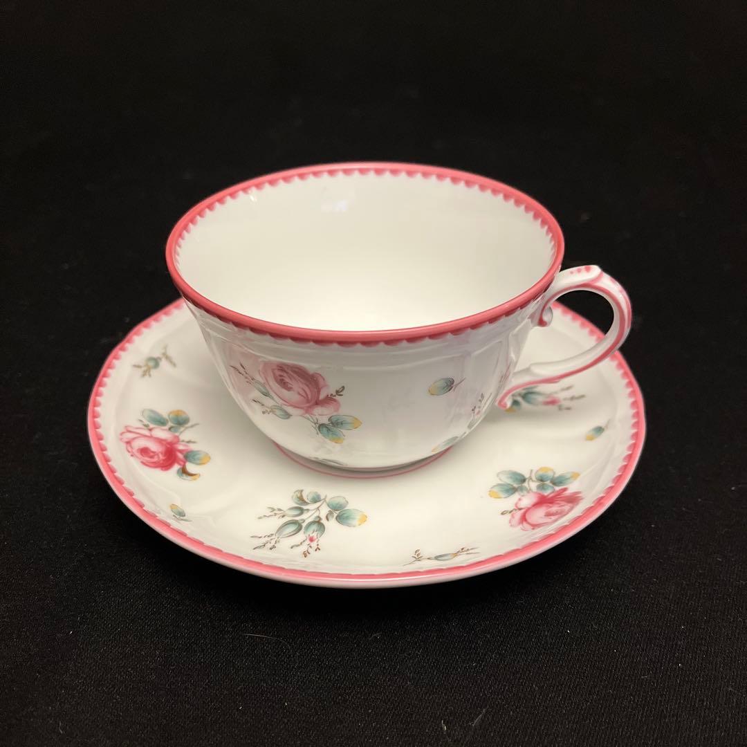 リチャードジノリ　アンティークローズ ティーカップ　スクエアディッシュ　美品