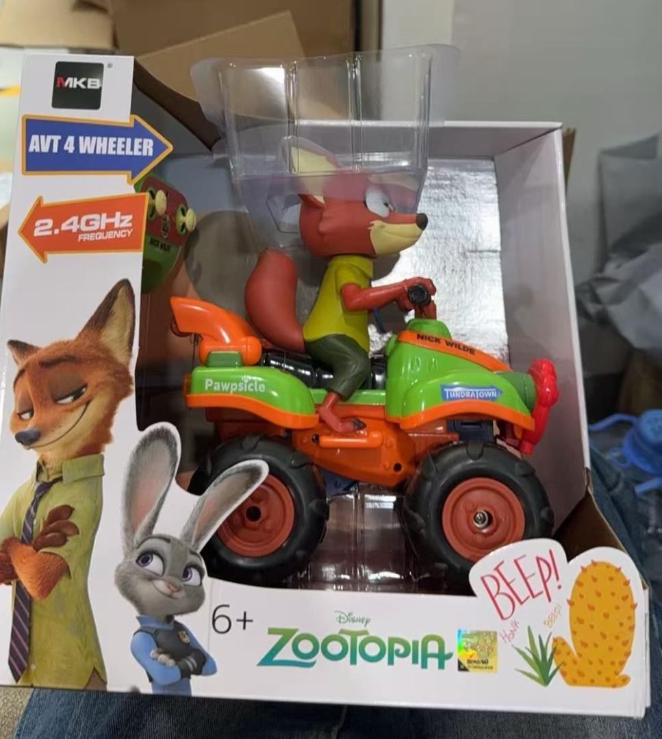 海外限定 ディズニー ズートピア ニック ラジコンカーZootopia Nick
