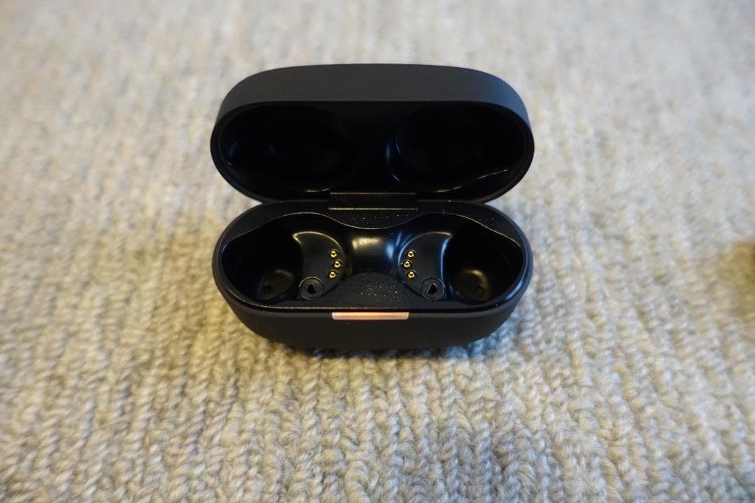 Sony WF-1000XM4 ブラック