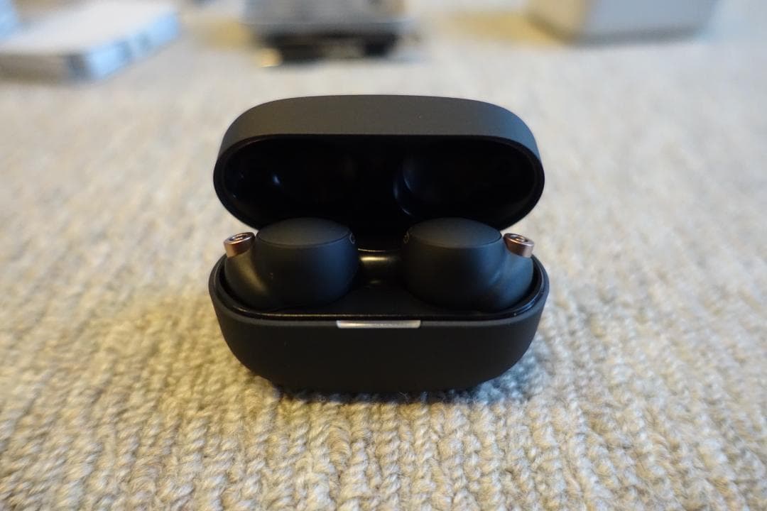 Sony WF-1000XM4 ブラック