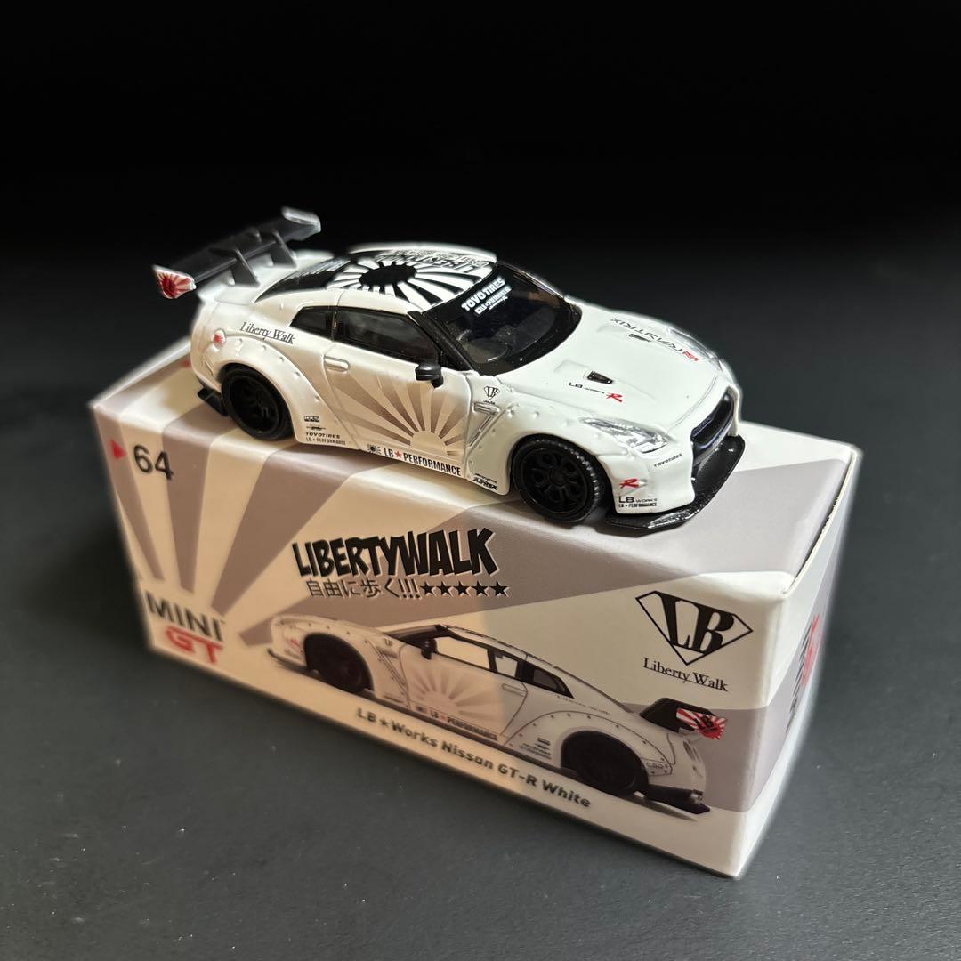 カボチャ様限定　リバティーウォーク　LBWK GT-R R35 1/64 絶版