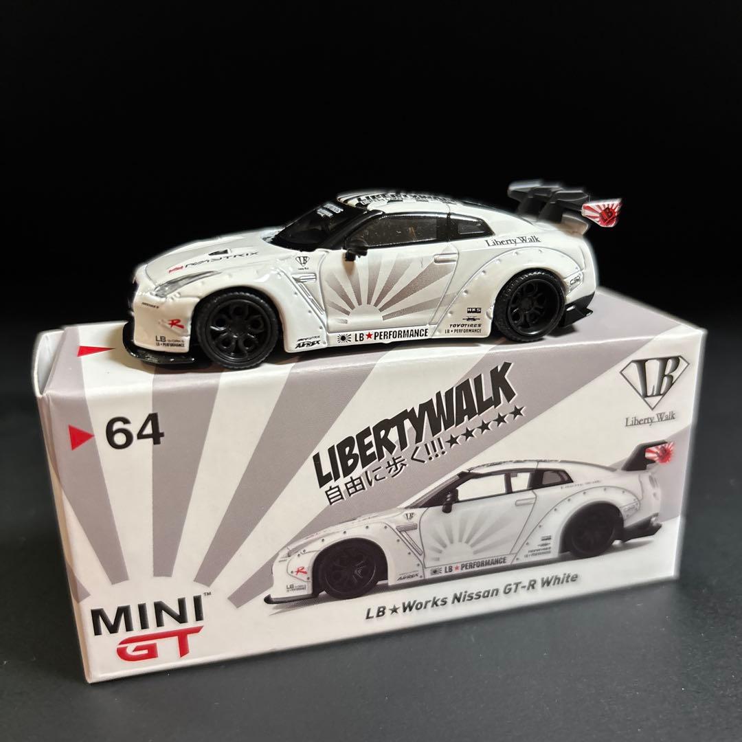 カボチャ様限定　リバティーウォーク　LBWK GT-R R35 1/64 絶版