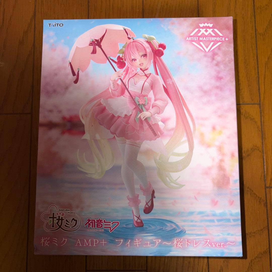 ガンダム45周年 初音ミク、桜ミク