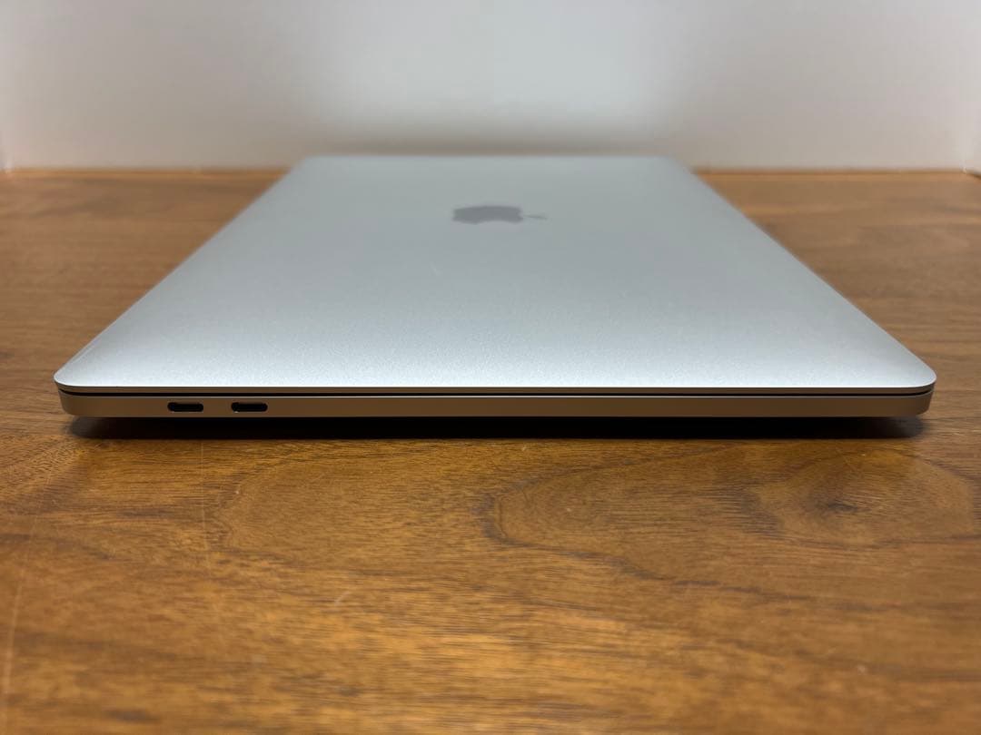 大容量美品❗️MacBook Pro 2020 16GB&1TB Windows