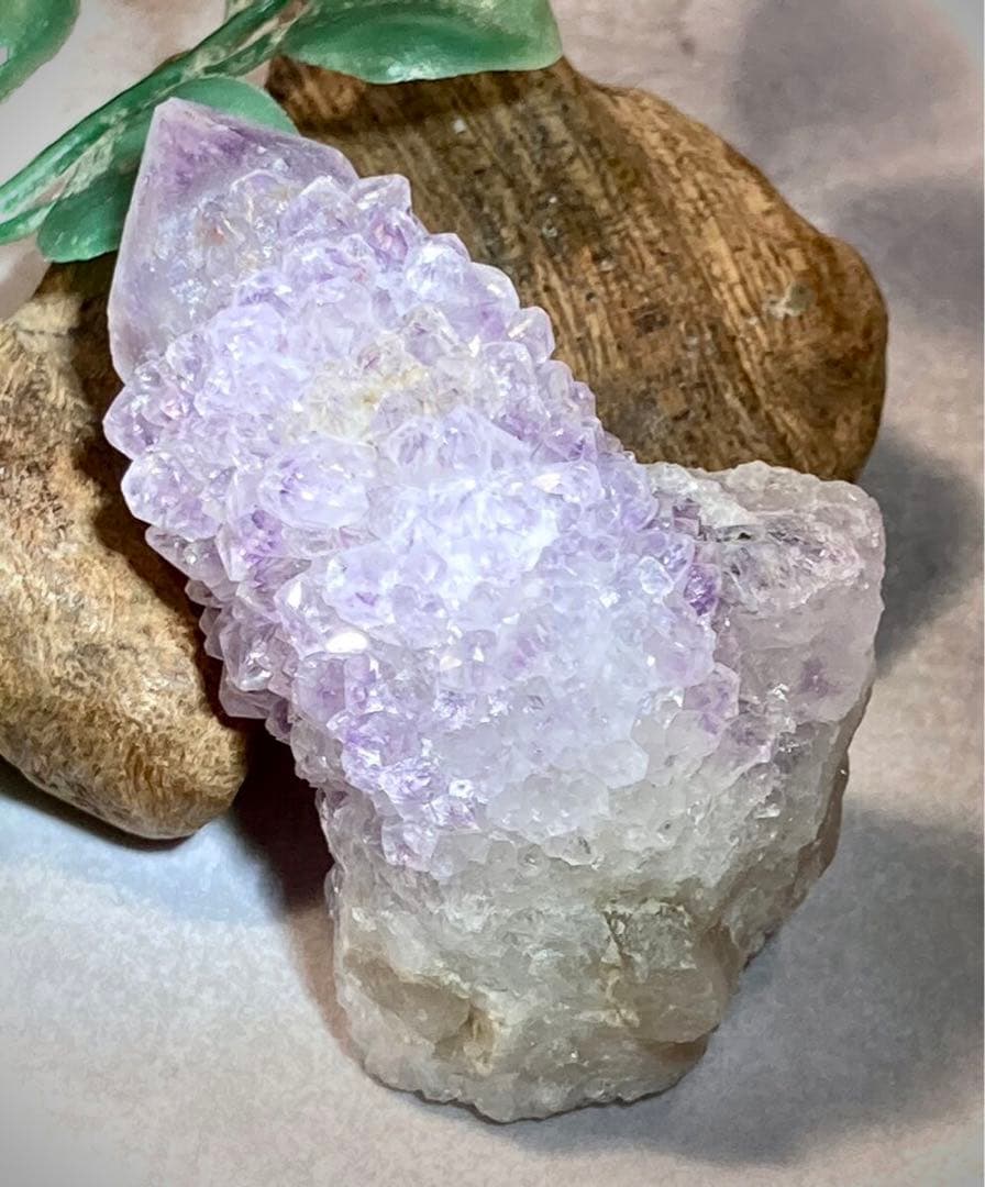虹入り✨カクタスアメジスト　サボテン水晶　ラフストーン　原石