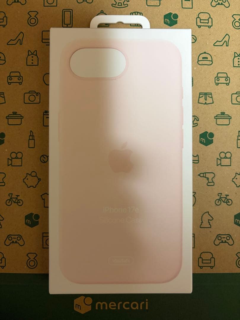 Apple iPhone17e MagSafe対応純正シリコ－ンケース（ピンク）