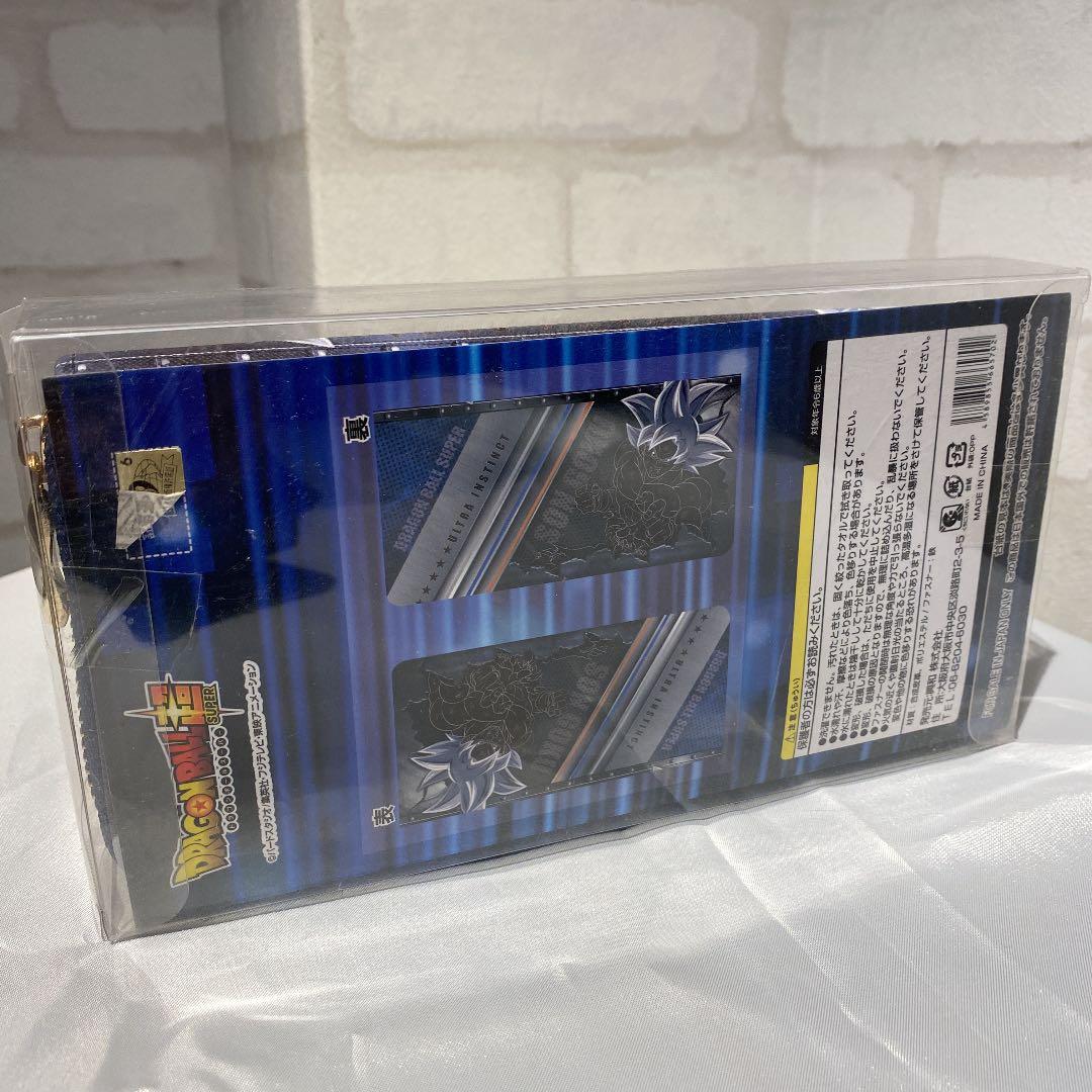 ドラゴンボール超ブロリーの孫悟空の 長財布