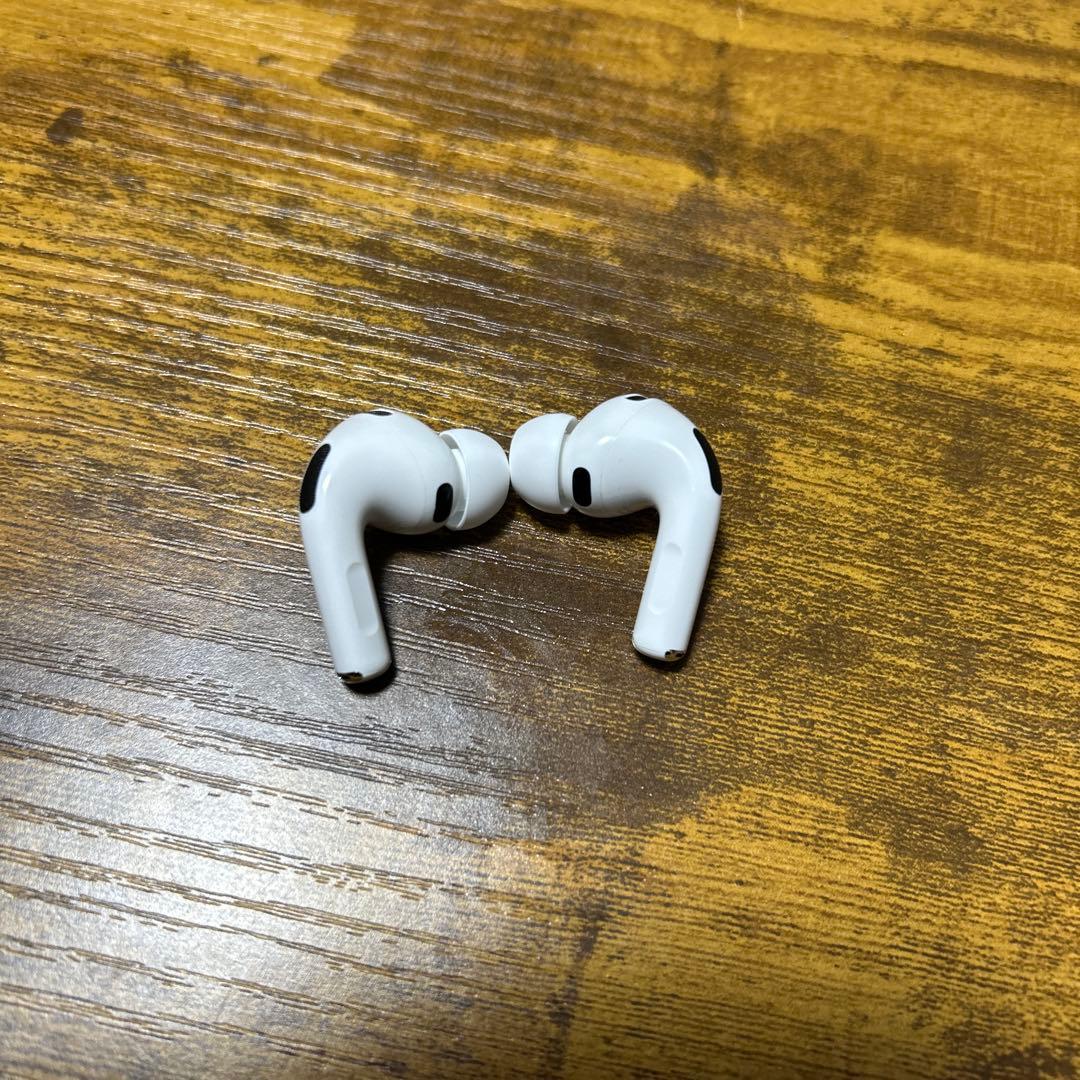 【ほぼ未使用】airpods pro 3本体