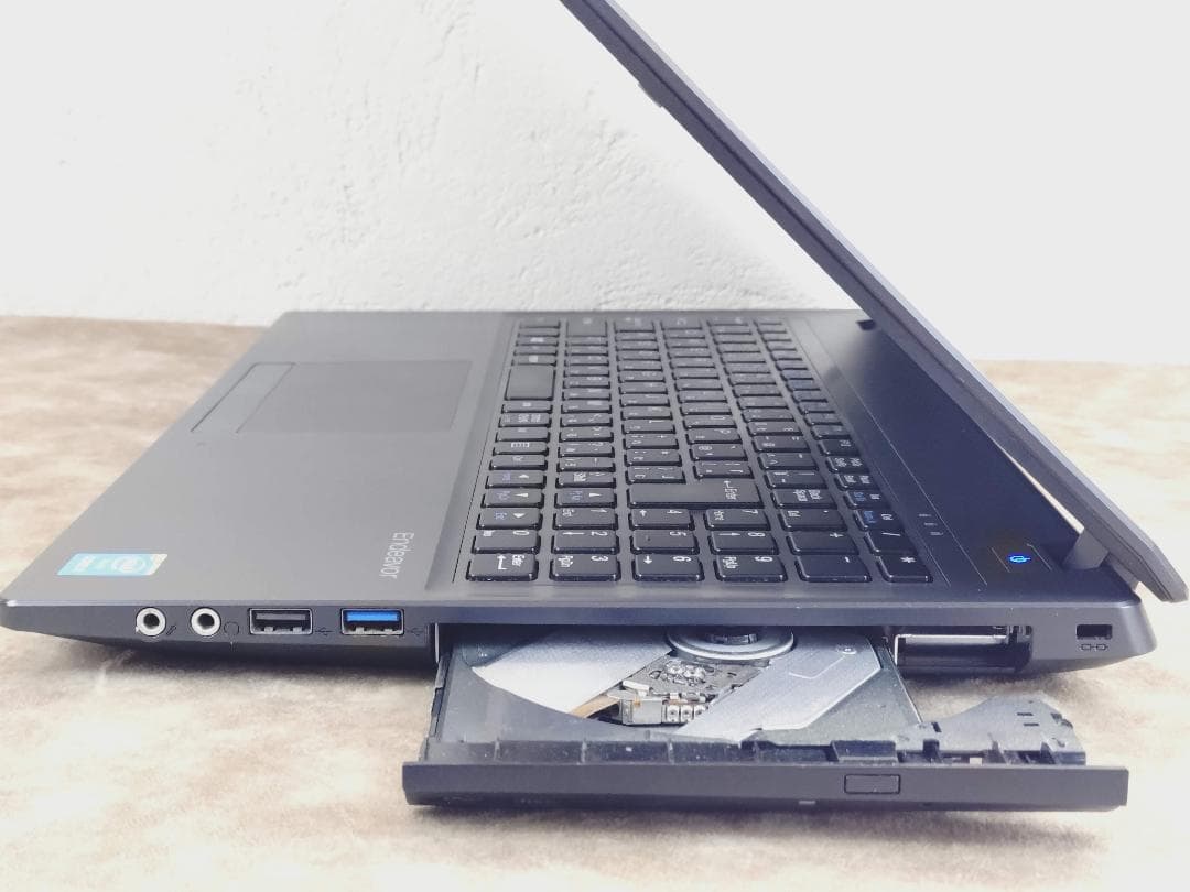 【ジャンク】EPSON製Core i7搭載15.6インチノート