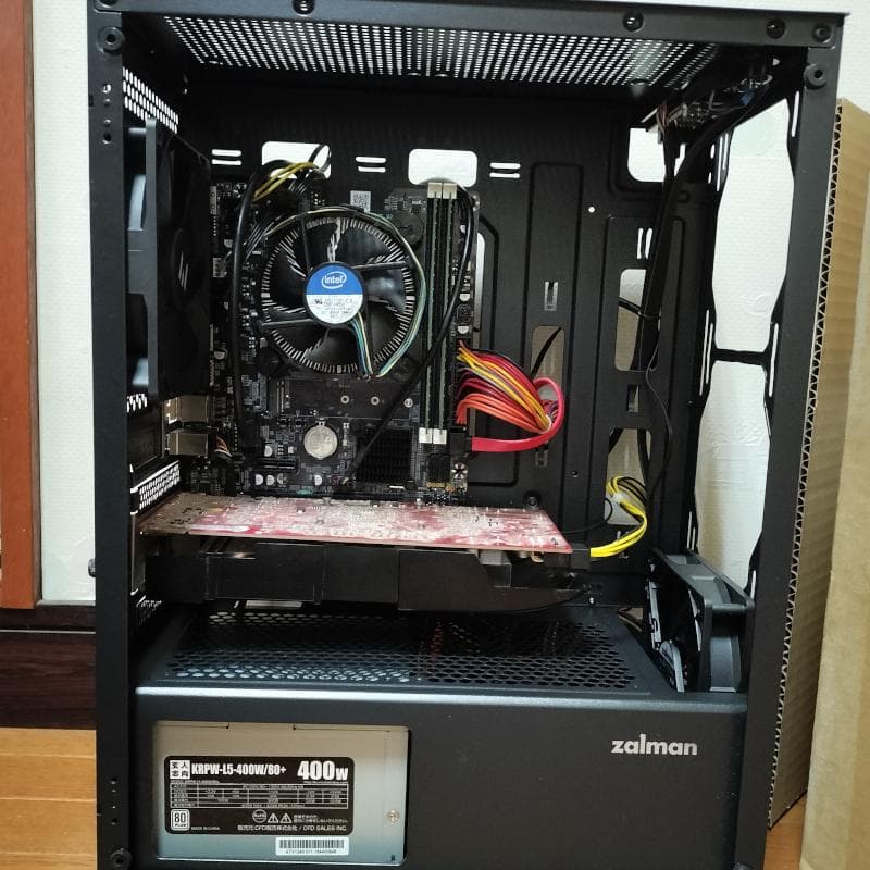 i3-2120T / 8GB / HD6850 / ストレージOS無しpc