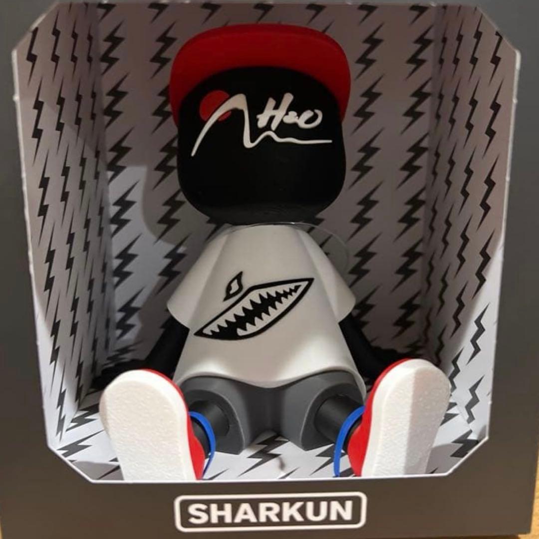 【最安値】H&O SHARKUN フィギュア新品
