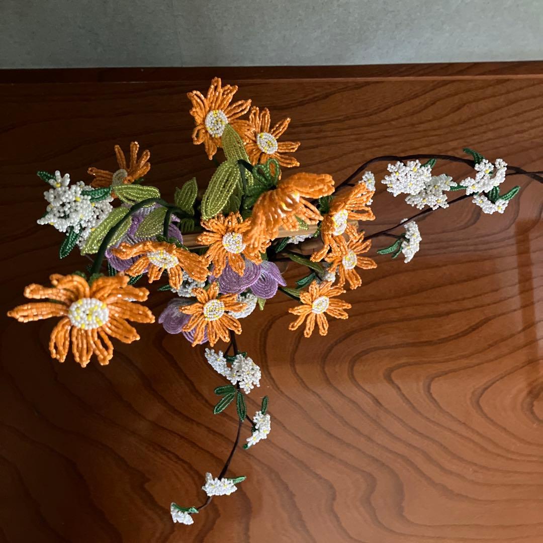 ビーズフラワー　アネモネ　はま菊　こでまり