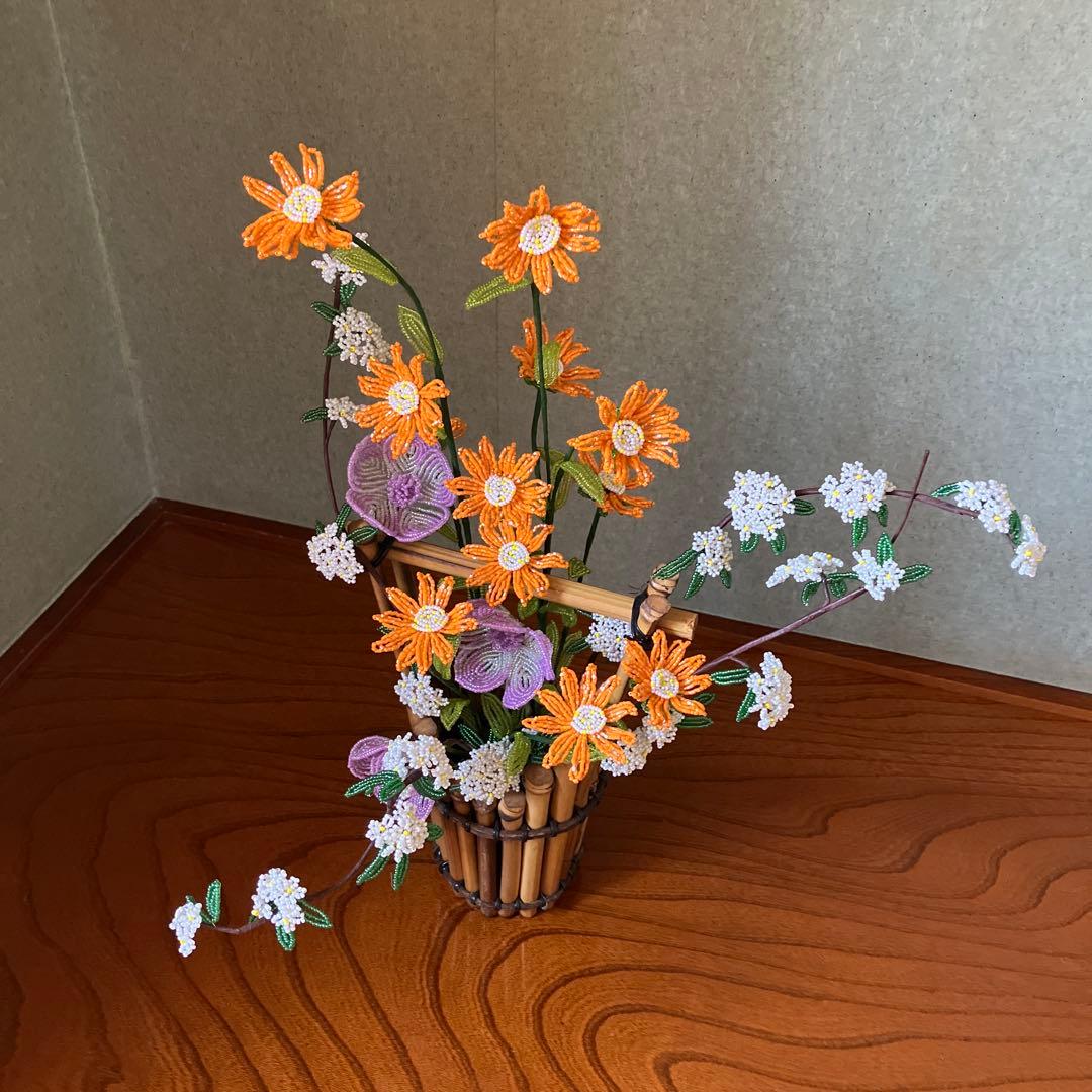 ビーズフラワー　アネモネ　はま菊　こでまり