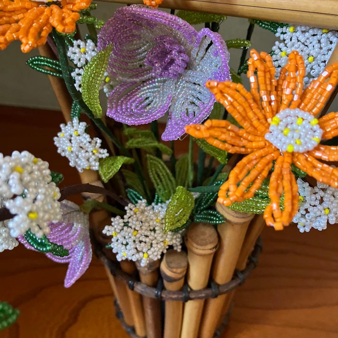 ビーズフラワー　アネモネ　はま菊　こでまり