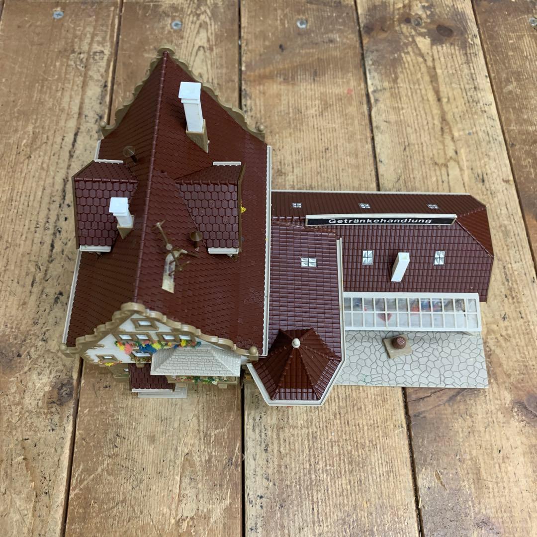 3F 【完成品・箱付】VOLLMER フォルマー HO 3767 飲料卸売所酒屋