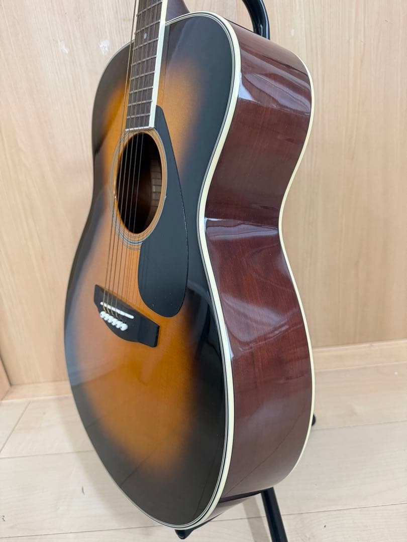 YAMAHA ヤマハ　FS-423S TBS アコースティックギター