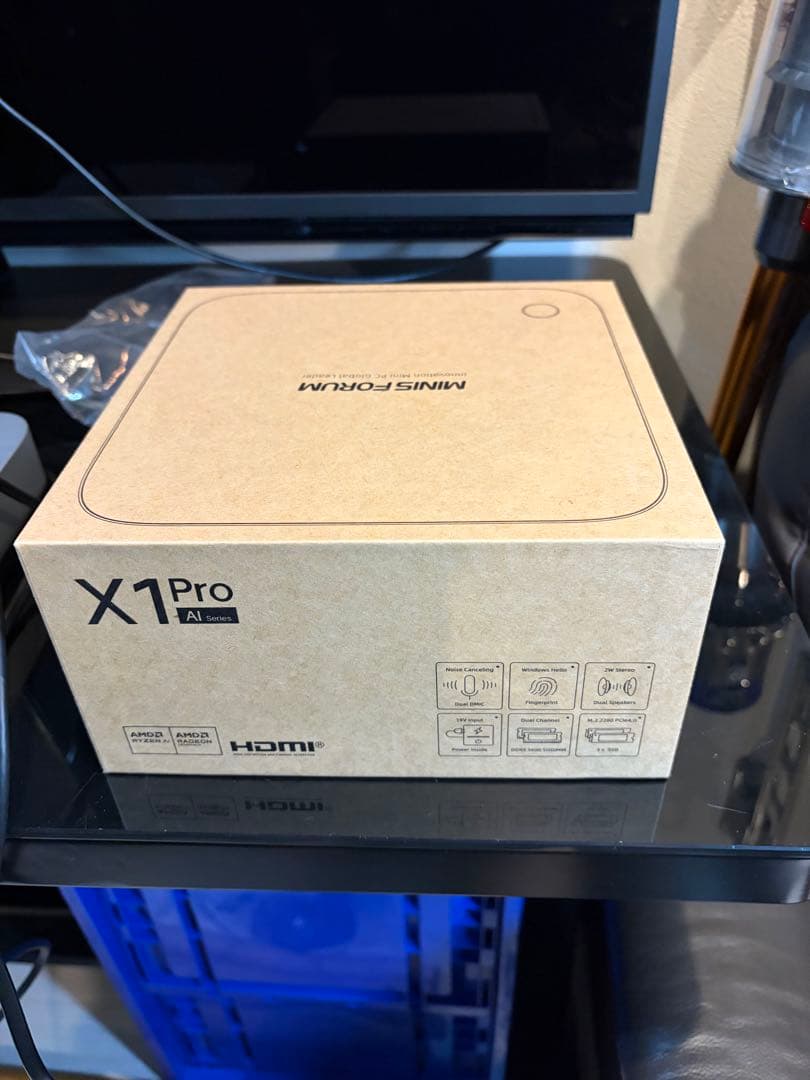 【数時間のみ使用　美品】MINISFORUM X1 Pro 370