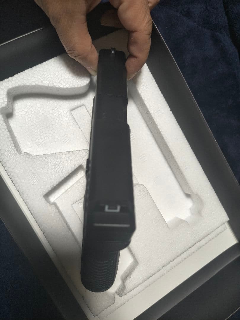 東京マルイGLOCK 19 ガスガン Gen3 マガジン２本追加¥17000相当