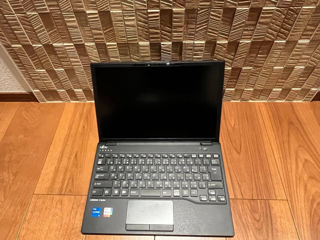富士通 LIFEBOOK U9313/NX / Core i5-1235U /