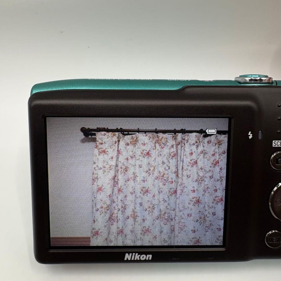 極上品　完品⭐️NIKON COOLPIX S3300 ターコイズブルー デジカメ
