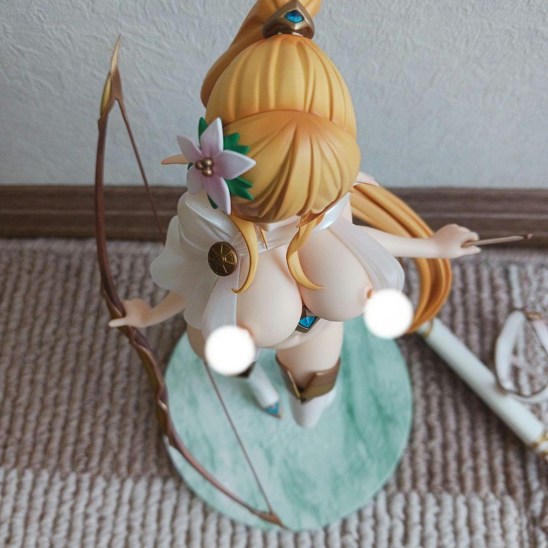 スカイチューブ　エルフ　美女　美少女フィギュア　高さ約24cm