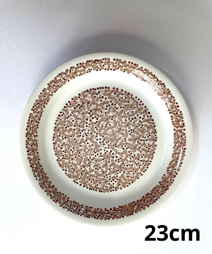 ARABIA ヴィンテージ プレート　23cm 茶色小花