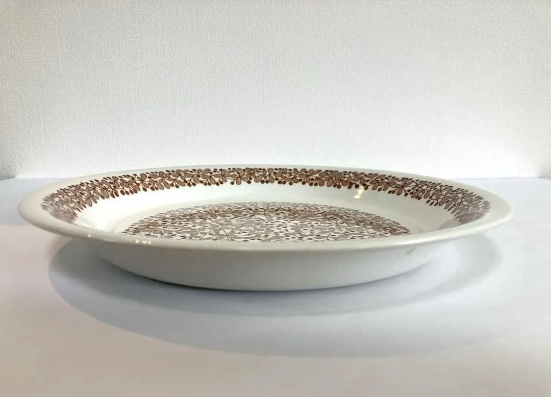 ARABIA ヴィンテージ プレート　23cm 茶色小花