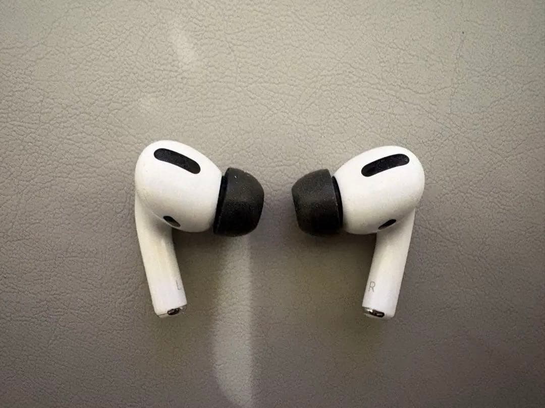 AirPods Pro 第一世代　UAGケース付き