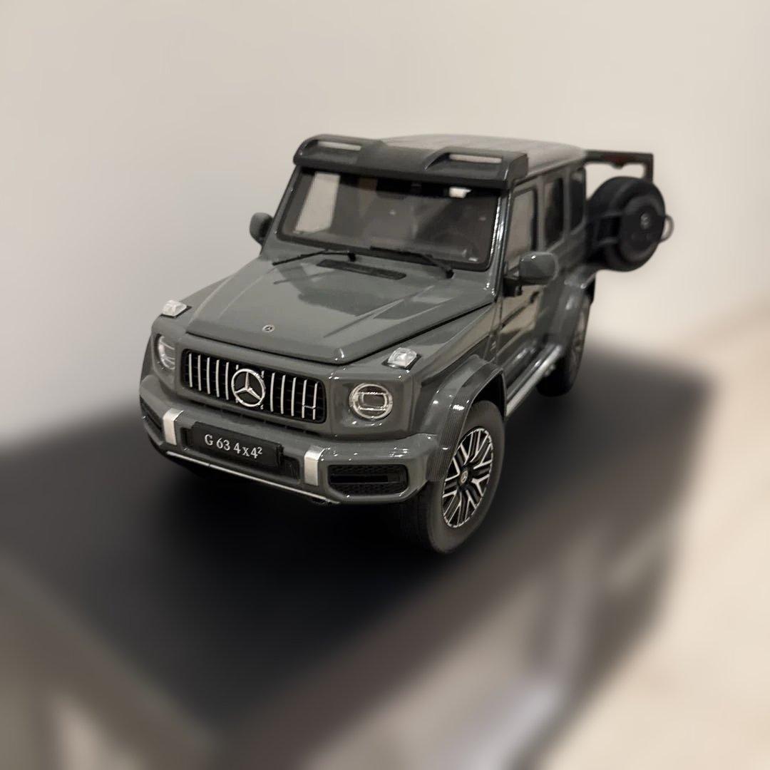 メルセデスベンツ　Gクラス　AMG 18分の1 限定品