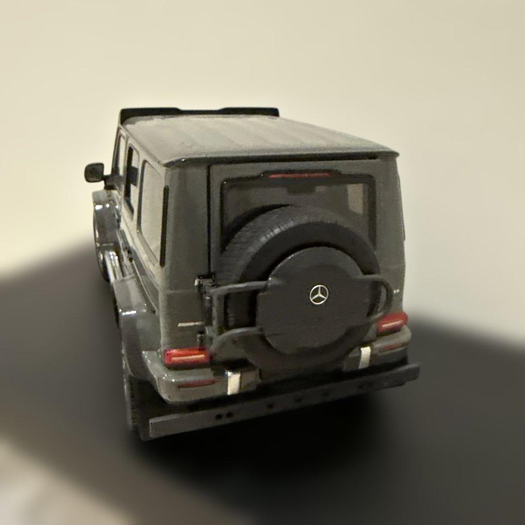 メルセデスベンツ　Gクラス　AMG 18分の1 限定品