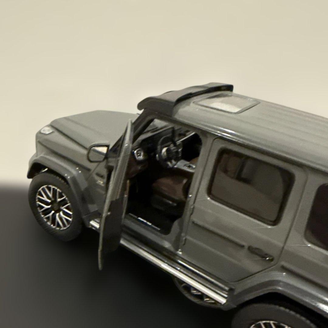 メルセデスベンツ　Gクラス　AMG 18分の1 限定品
