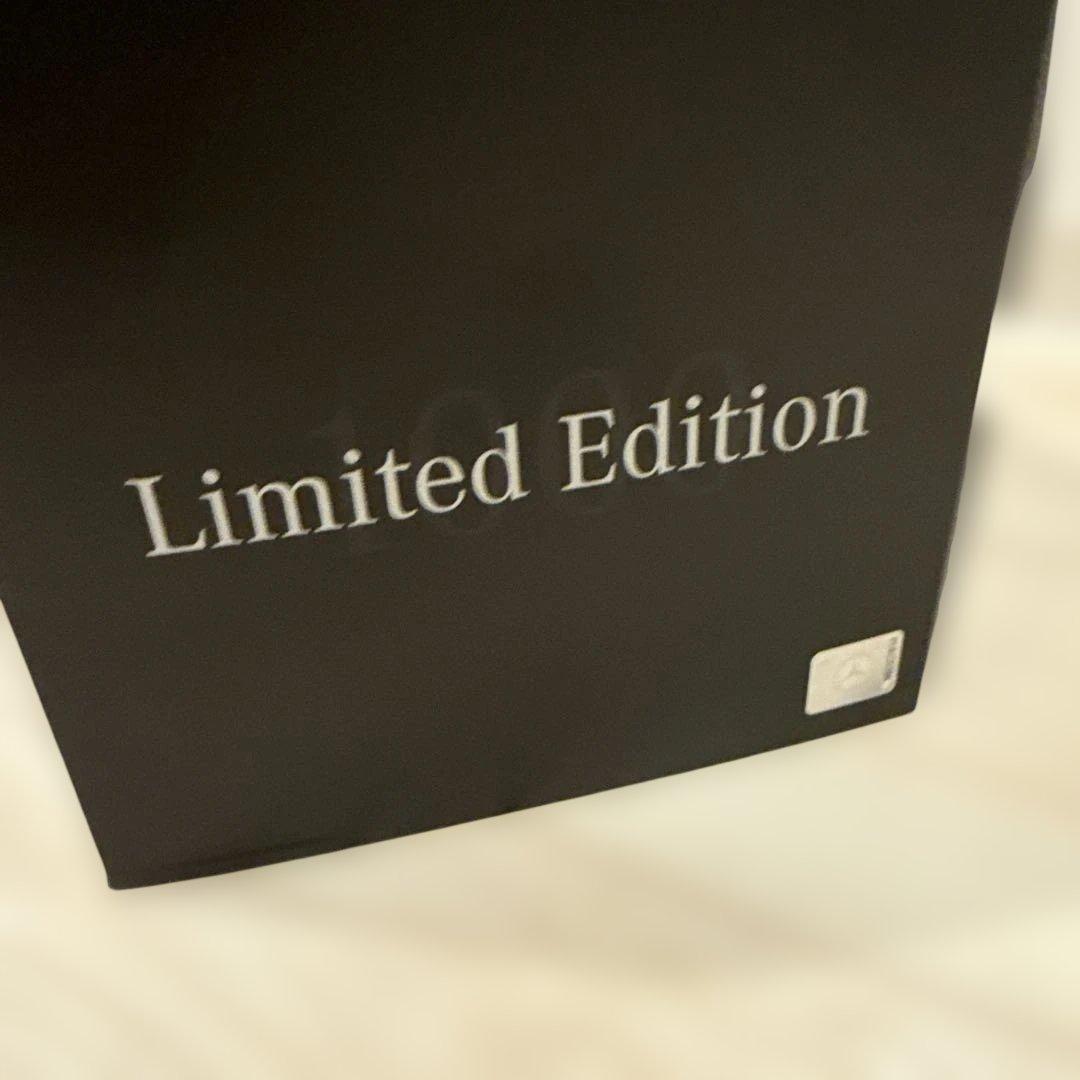 メルセデスベンツ　Gクラス　AMG 18分の1 限定品