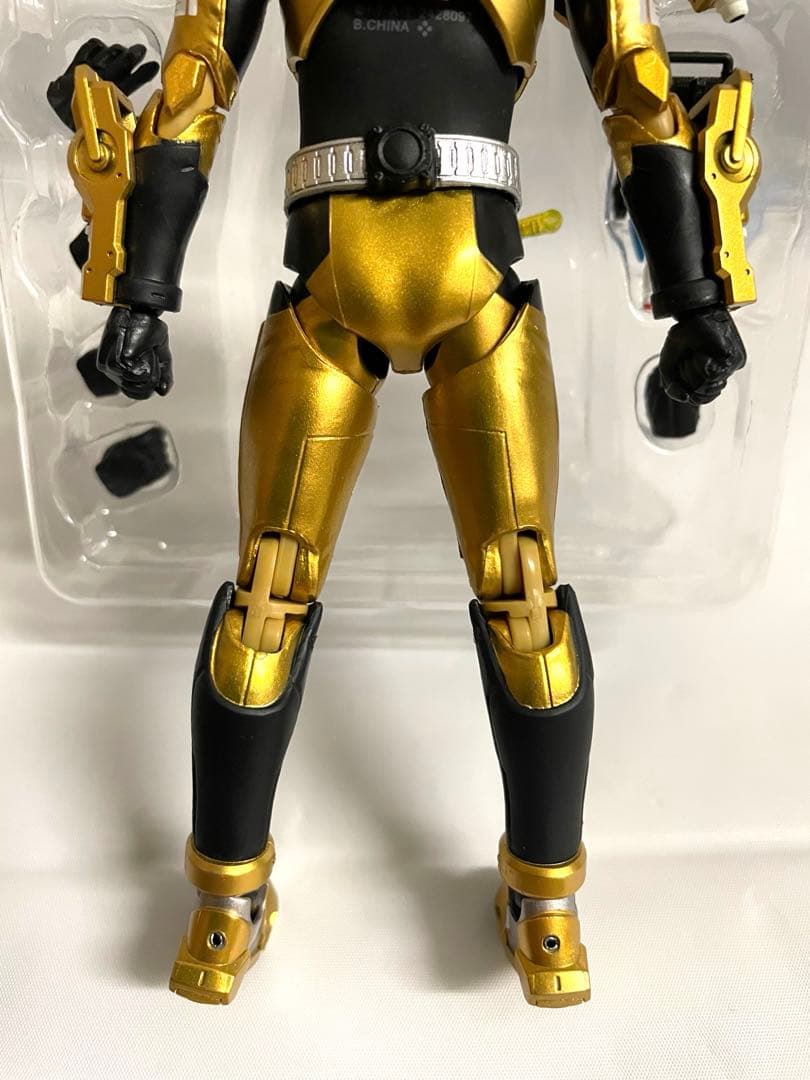S.H.Figuarts 仮面ライダーグリス