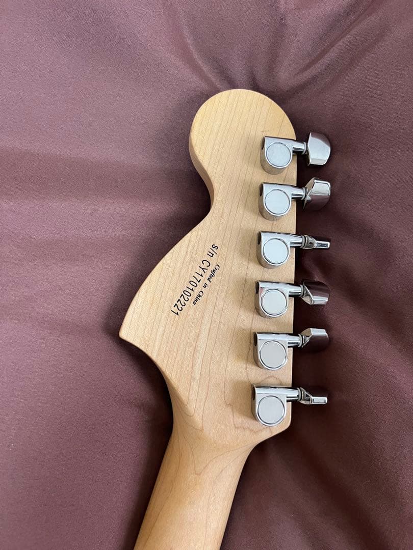 【調整済】スクワイア　Squier fender エレキギター　ストラト