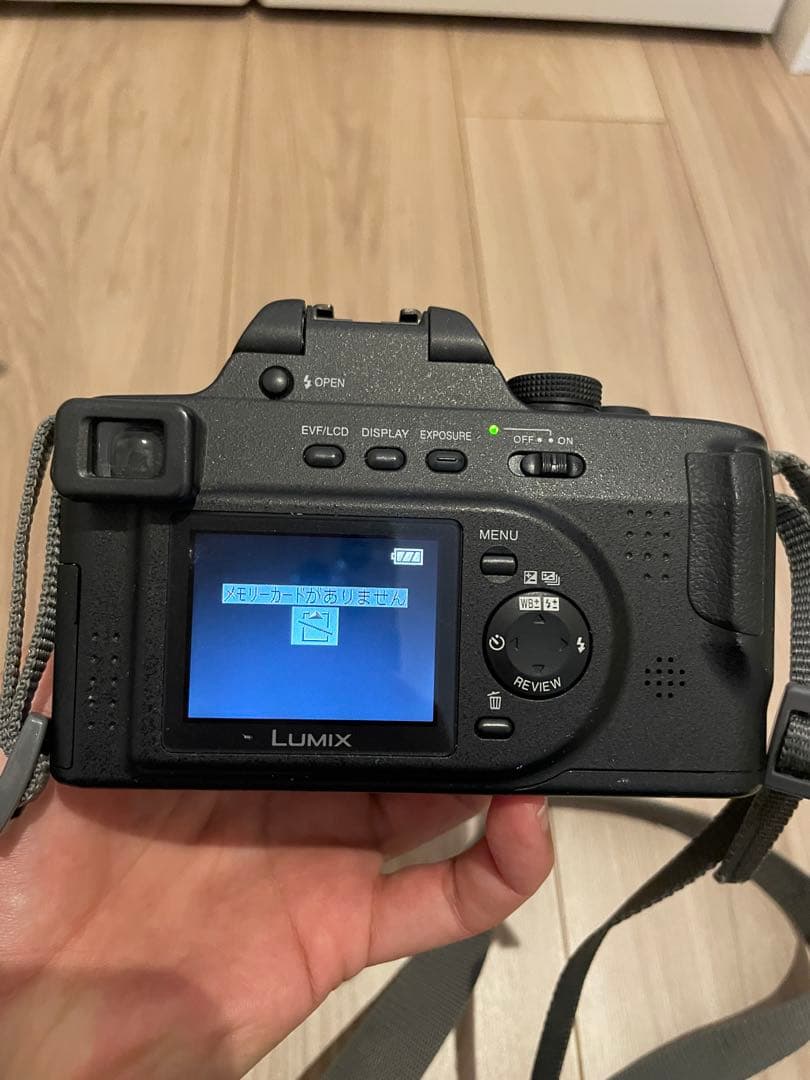 Panasonic DMC-FZ7 コンパクトデジタルカメラ