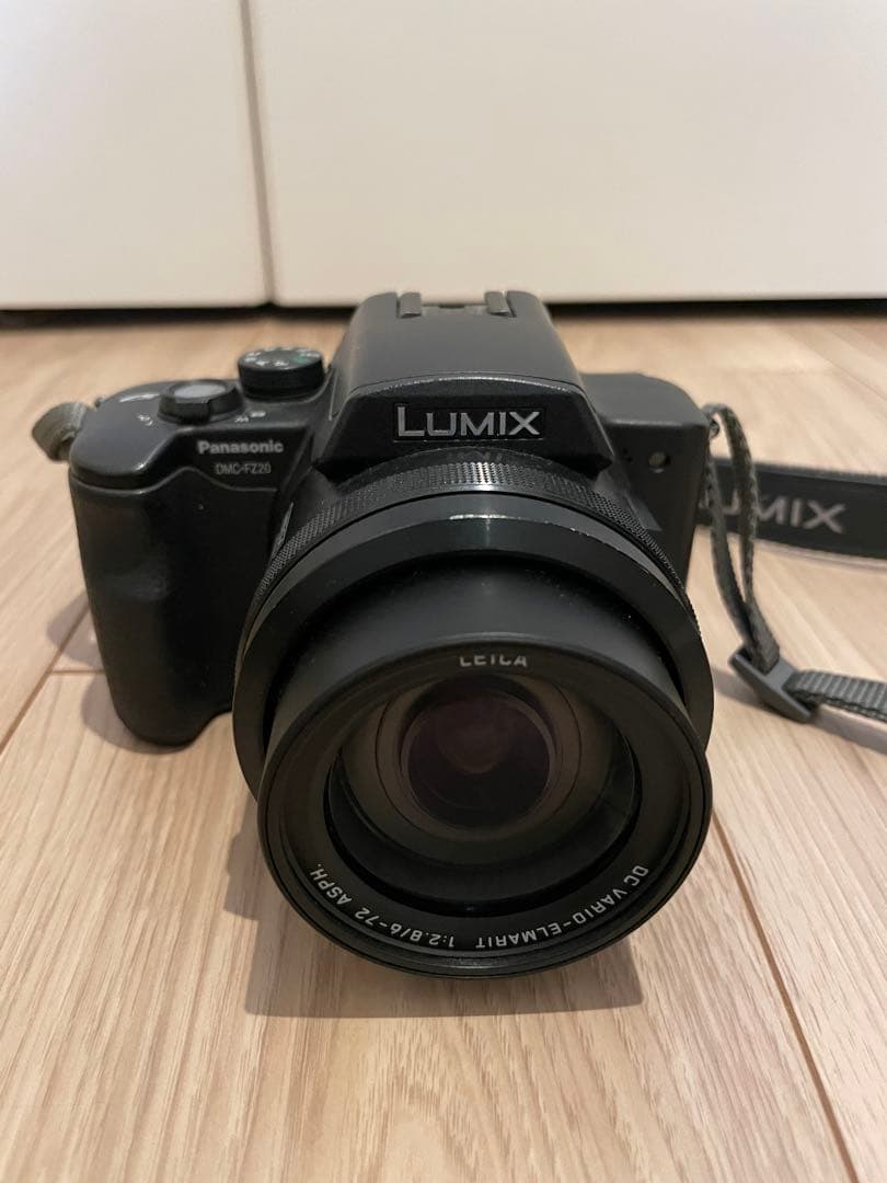 Panasonic DMC-FZ7 コンパクトデジタルカメラ