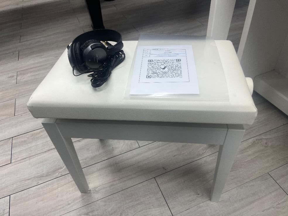 ★82160【電子ピアノ】CASIO　GP310WE　21年製