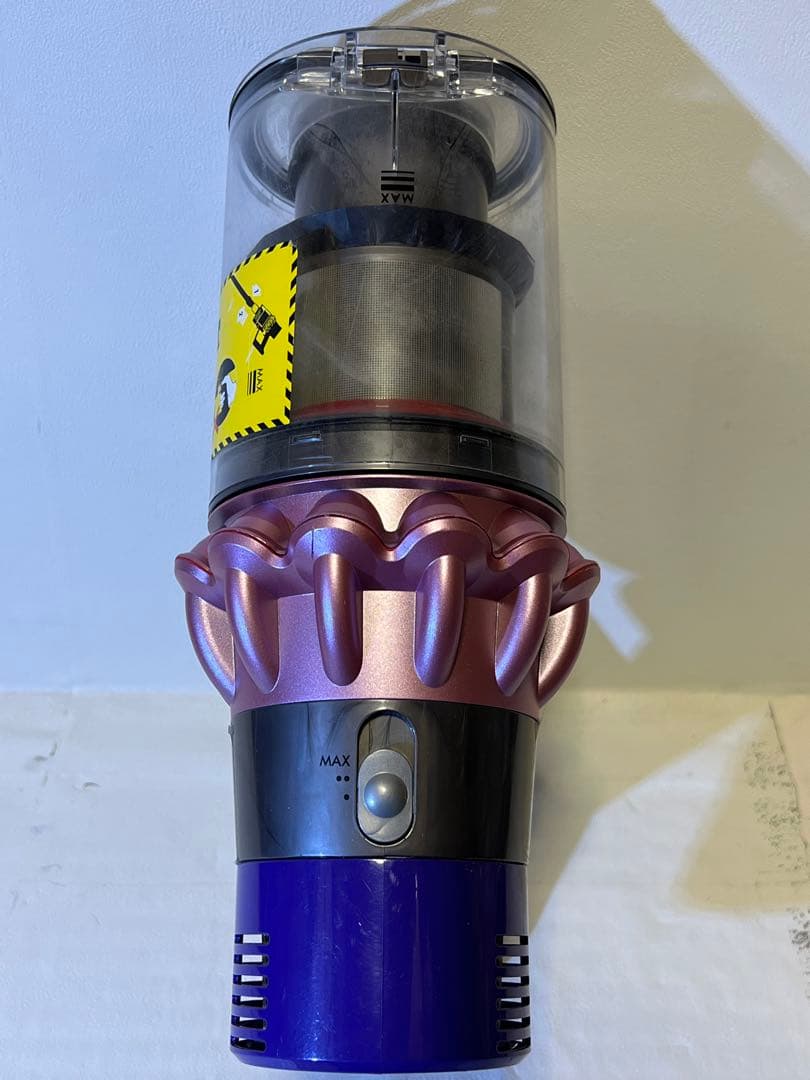 動作品ダイソンコードレス掃除機 dyson sv12 V10 nw