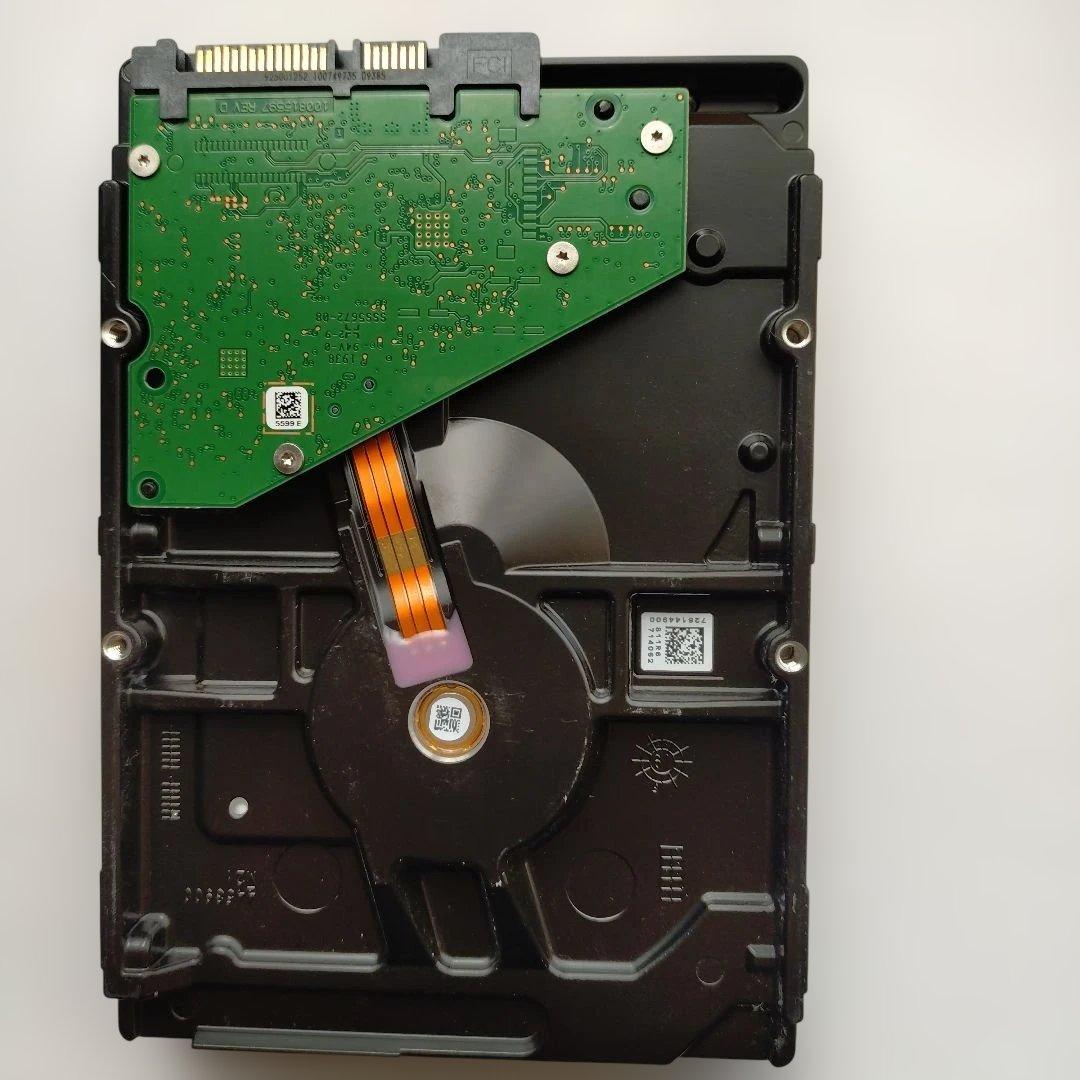 Seagate BarraCuda 8TB 3.5インチ内蔵型HDD