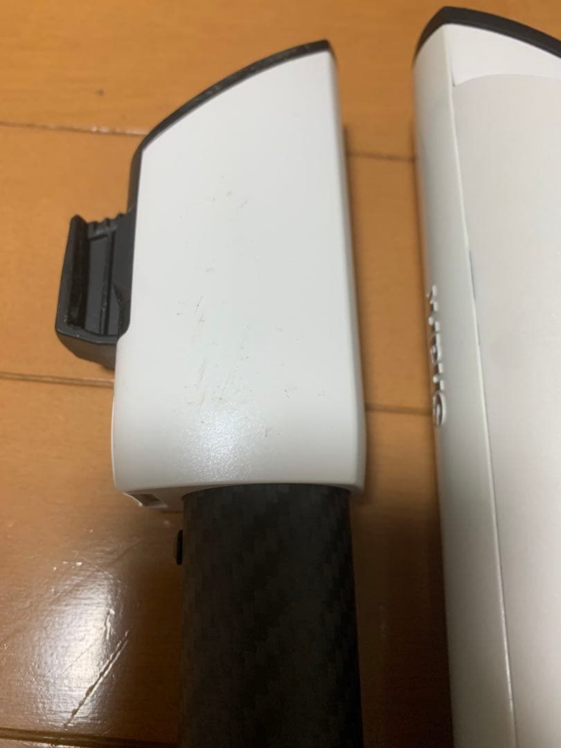 Shark スティッククリーナー LC400JWH