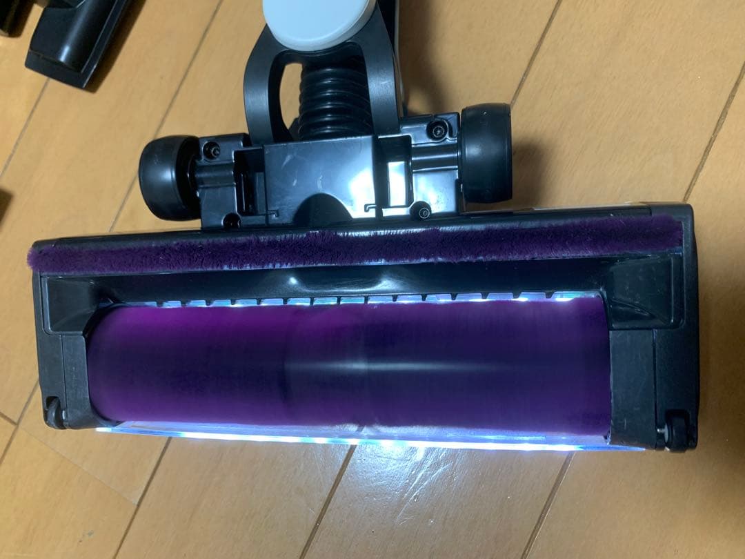 Shark スティッククリーナー LC400JWH