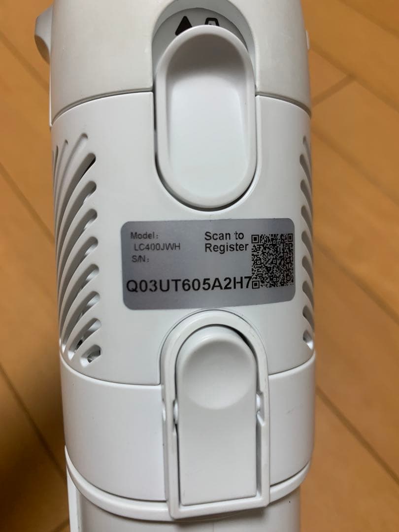 Shark スティッククリーナー LC400JWH