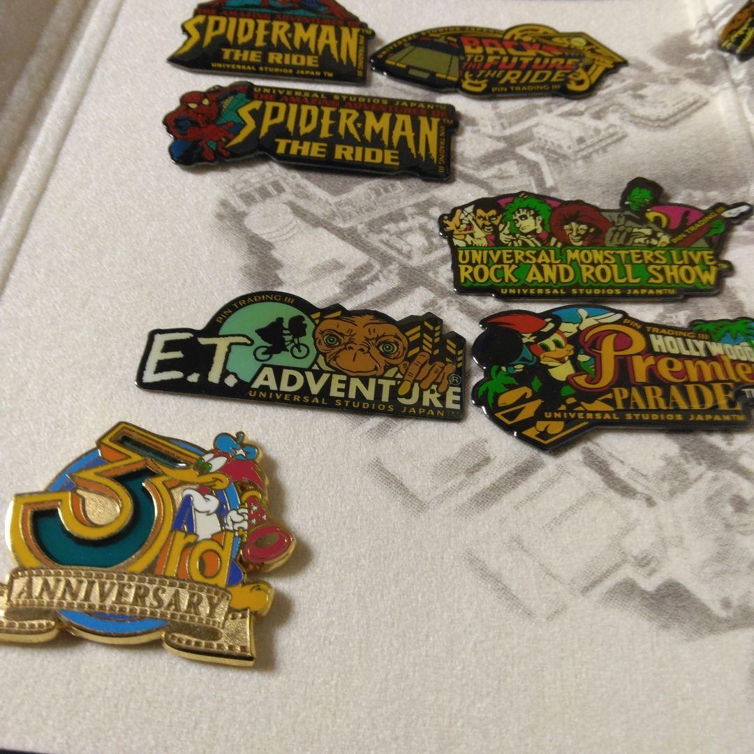 ユニバーサルスタジオ3周年限定トレードバッジ9点と3周年限定バッジ13点です