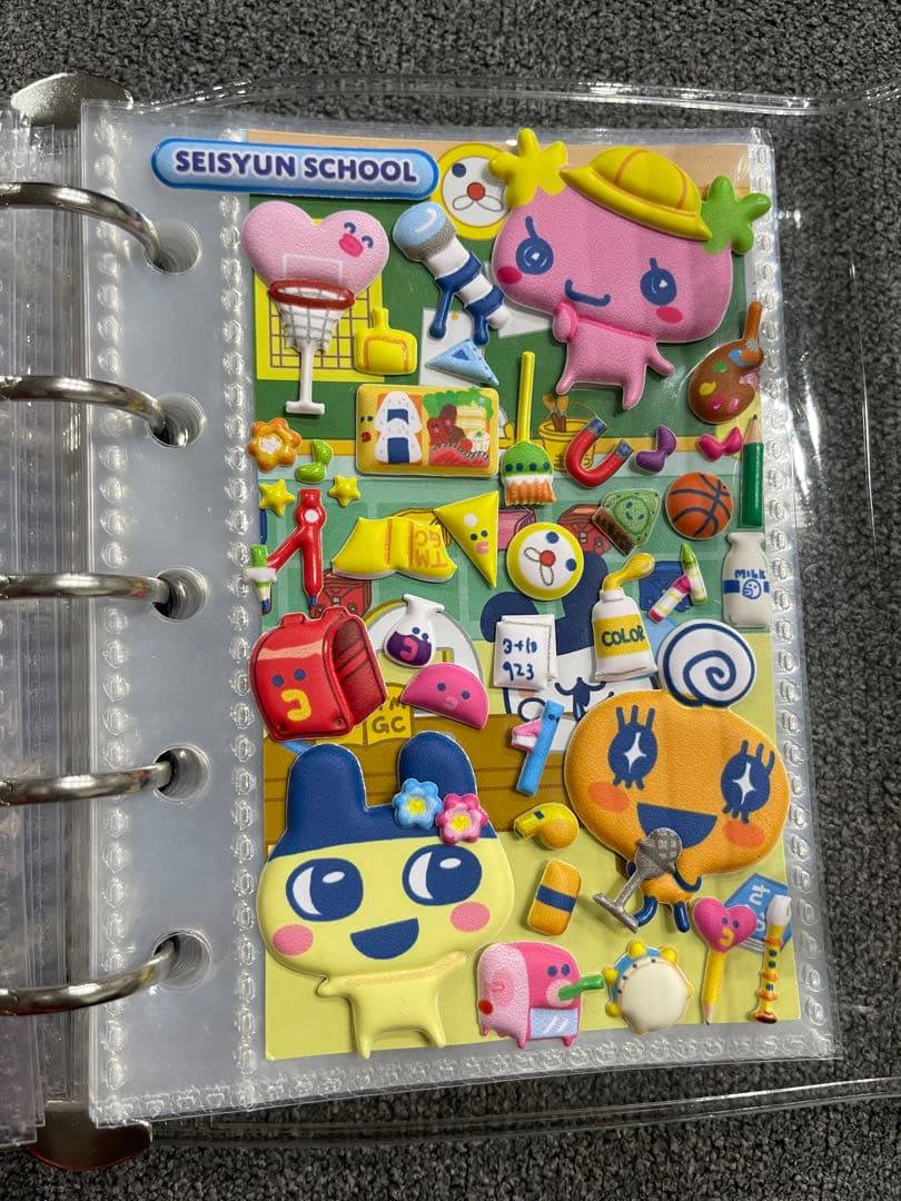 たまごっち　シール手帳　完成品
