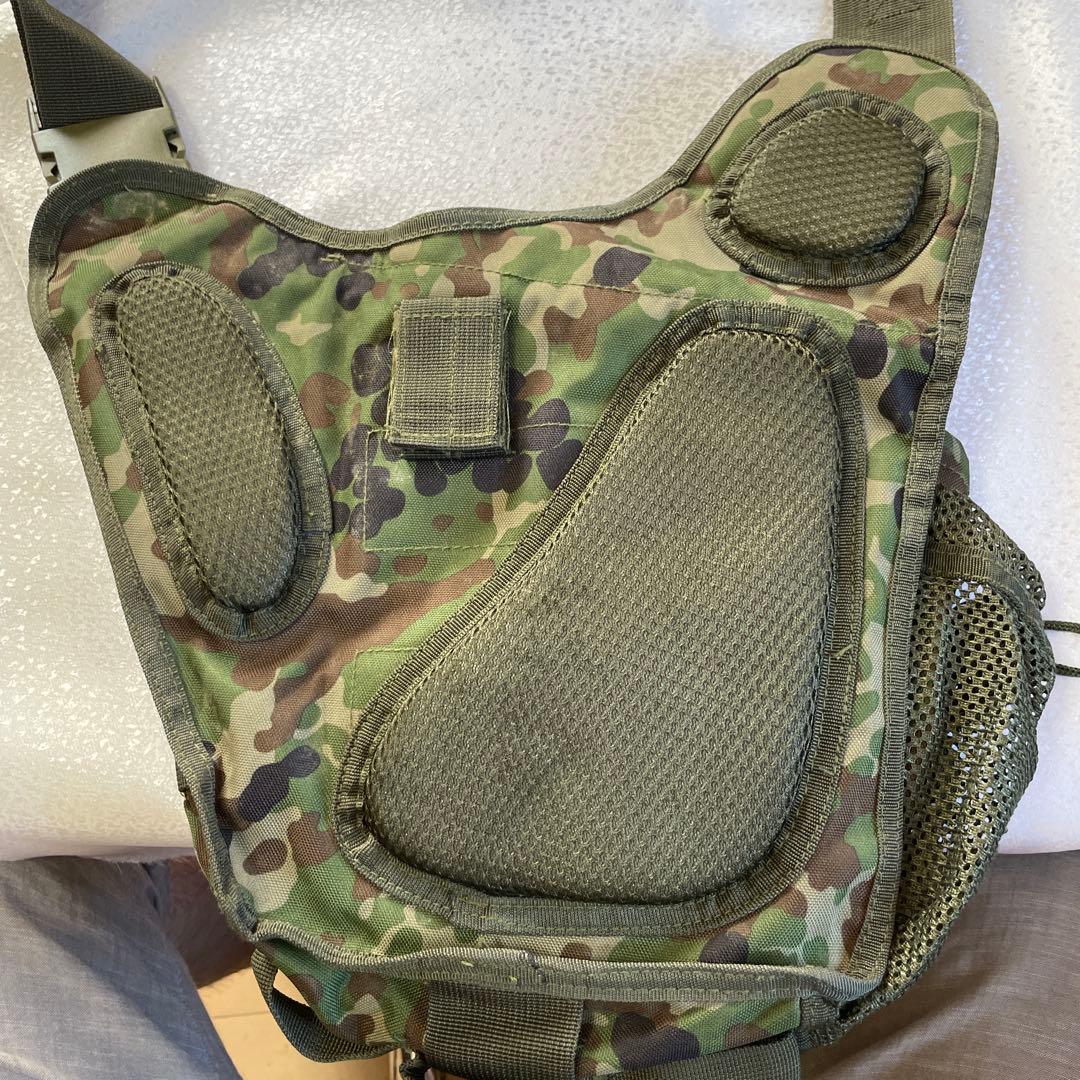 迷彩パンツ　ジャケット リュック　ボディバッグ　ポーチ　ベルト　多機能ポケット