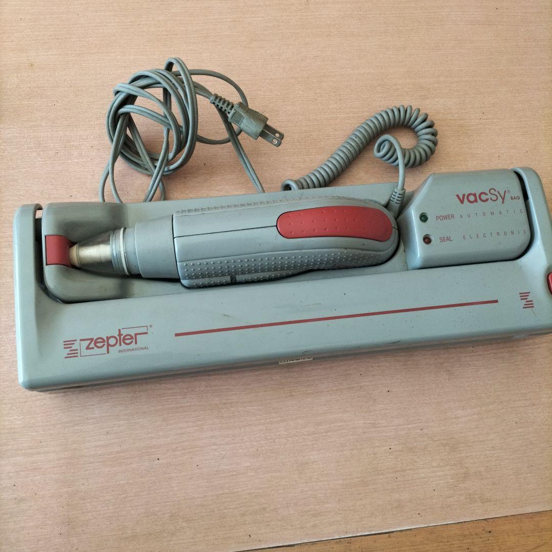 イタリアゼプター社　脱気バック器VACSY バック付き