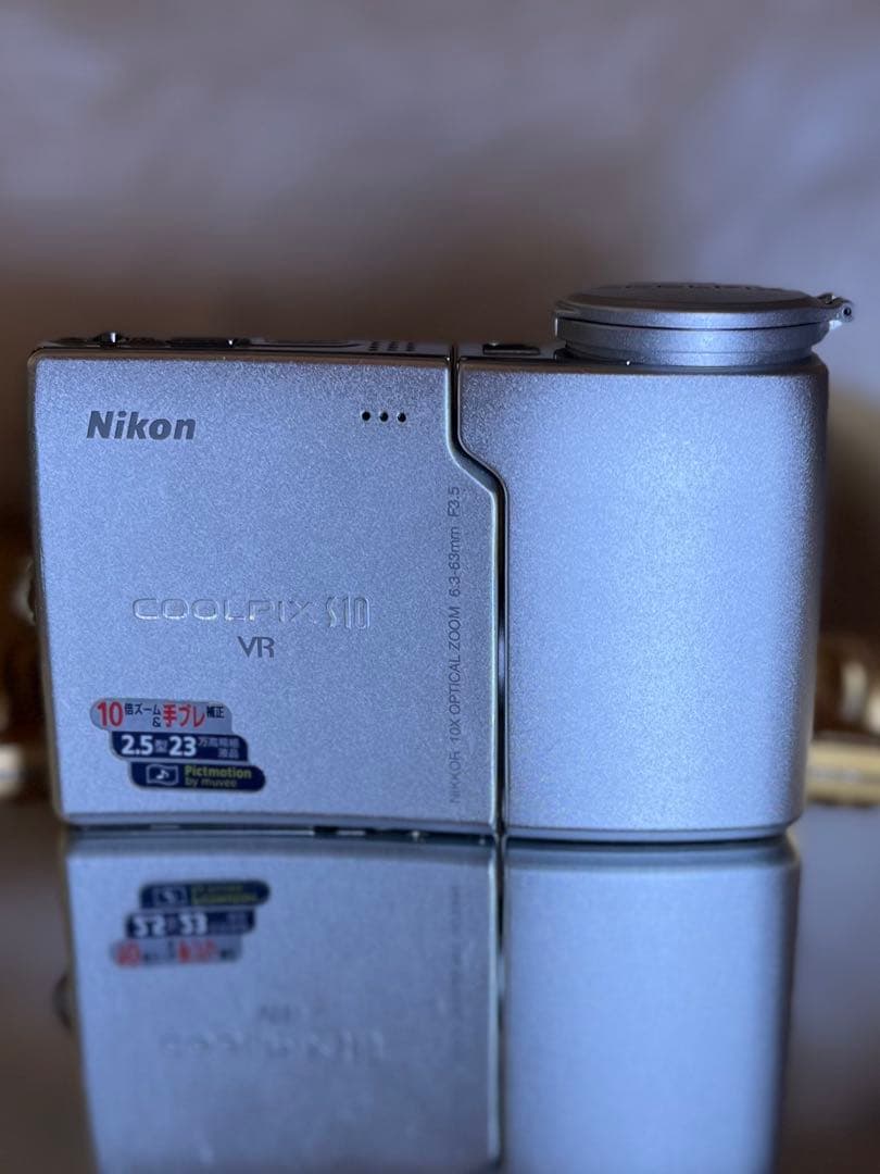 ニコン COOLPIX S10 VR 美品 10倍ズーム スイバル式