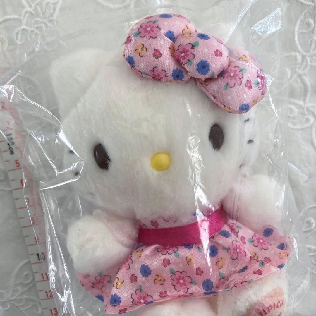【 新品・未使用 】　希少　ハローキティ　LUPICIA　マスコット　チャーム