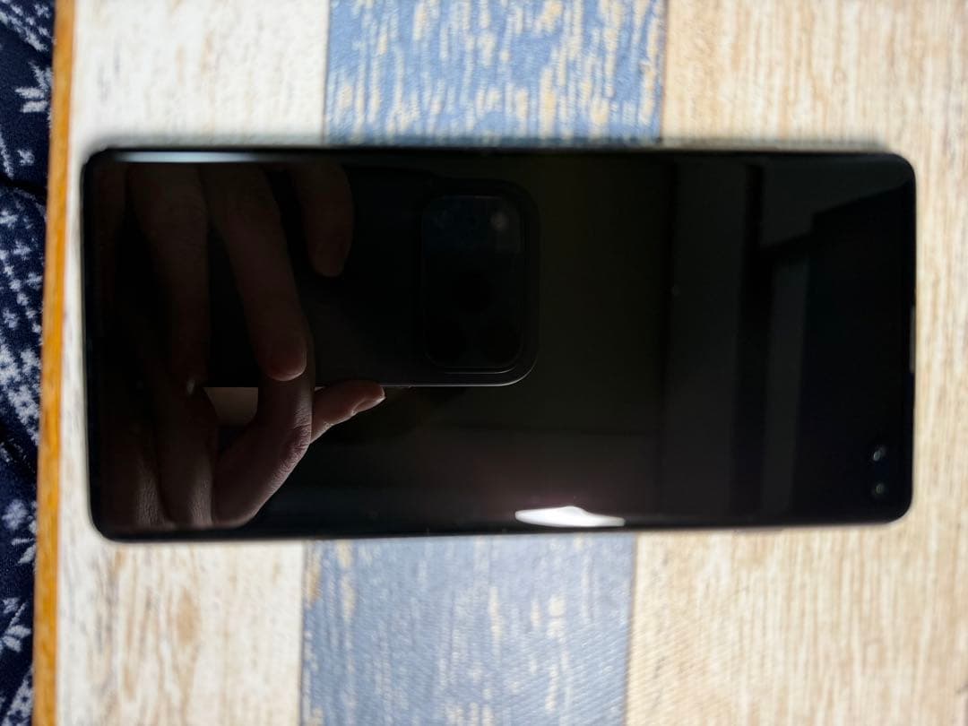Samsung Galaxy S10+ SCV42 本体