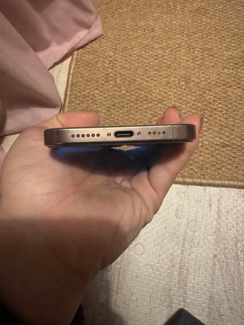 海外版 iPhone 16 Pro Max 256GB，すべてのパーツが純正
